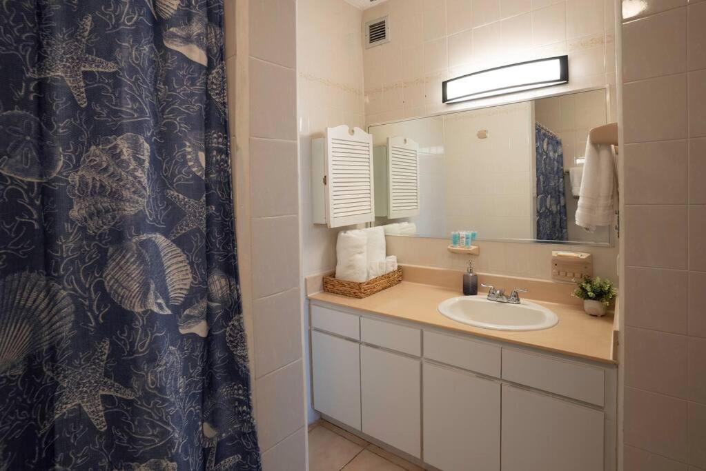 Beach Access + 3 Pools + Ocean Views - 2Br In Palmas - Sleeps 7 Apartment Humacao Exterior photo